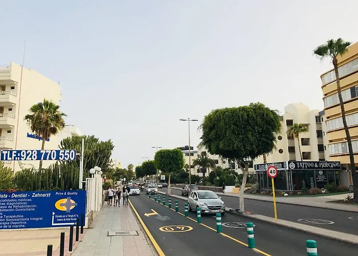 Tata * Playa del Ingles (Gran Canaria)